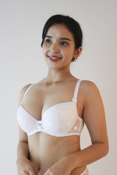 画像3: ALONA white B214 | グラマー向けすっぴん美乳ブラ・ストラップ太め・バストサロン推奨・プランジブラ・B〜Hカップ・ホワイト | ewabien エヴァビアン| 輸入下着・高級ランジェリー  (3)