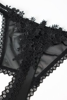 画像12: Celia Noir Crotchless thong | クロッチレスタンガ（オープンクロッチ・レース・シースルー・ブラック）| Obsessive 高級Sexyランジェリー【即日発送・サイズ交換NG】※メール便対象※輸入下着・ランジェリー   (12)