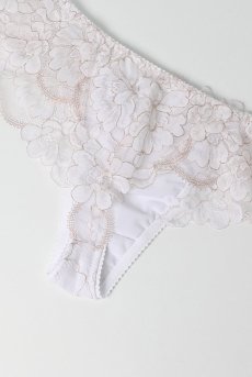 画像12: FLEUR white thong  | タンガ・Ｔバック・ホワイト | Sawren サブレン【即日発送・サイズ交換NG】※メール便対象※輸入下着・高級ランジェリー  (12)